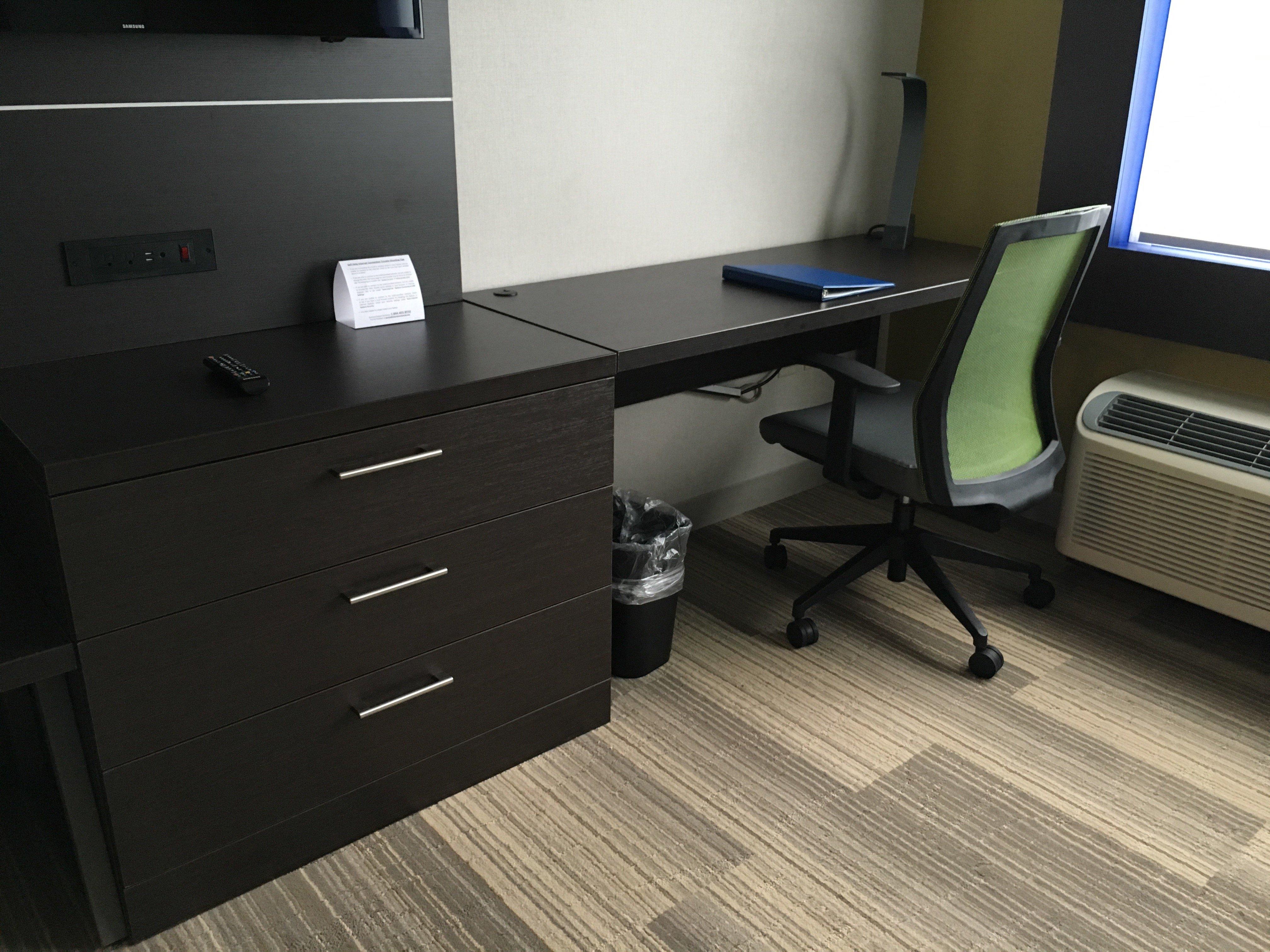 Holiday Inn Express & Suites Oswego By Ihg Kültér fotó