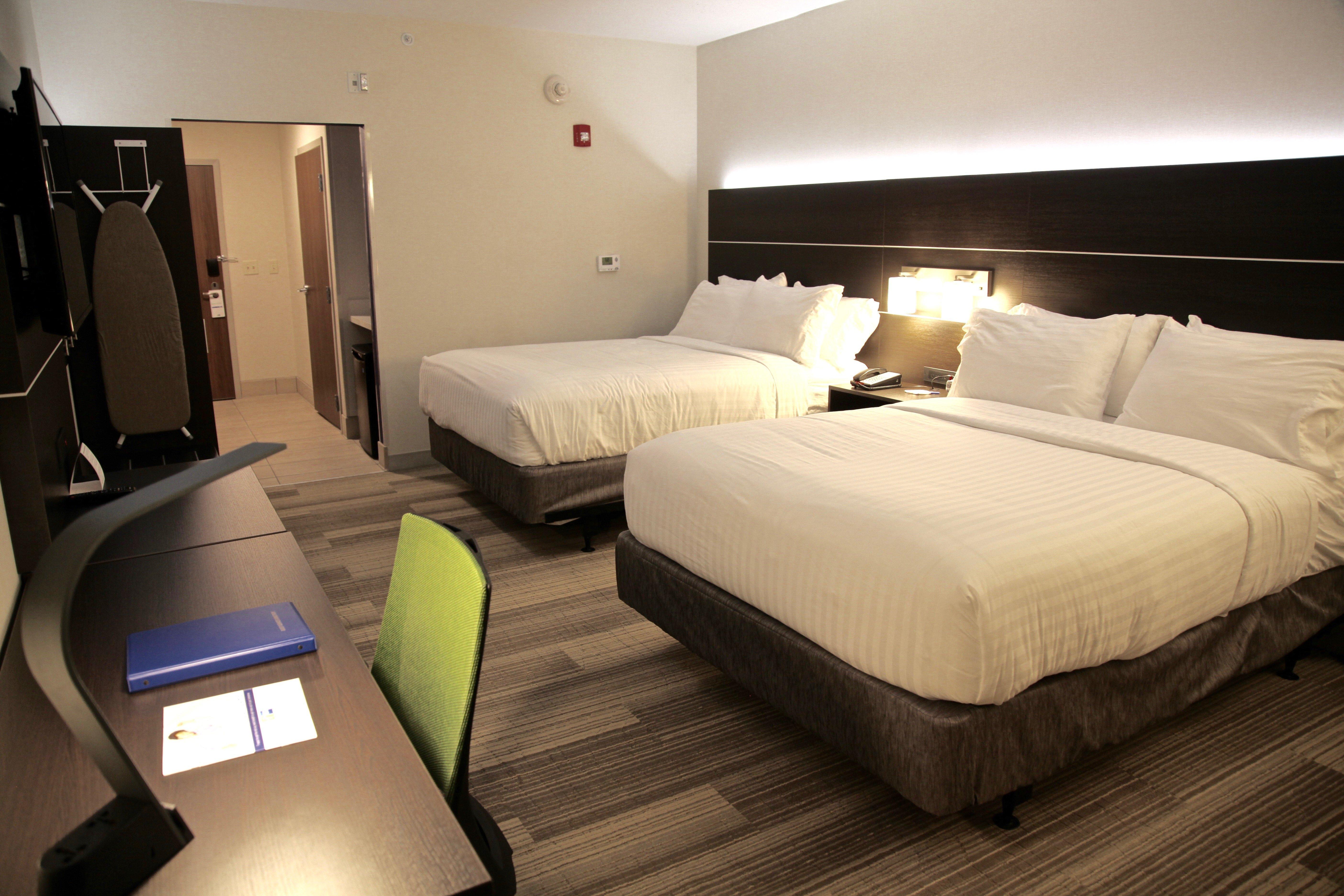 Holiday Inn Express & Suites Oswego By Ihg Kültér fotó