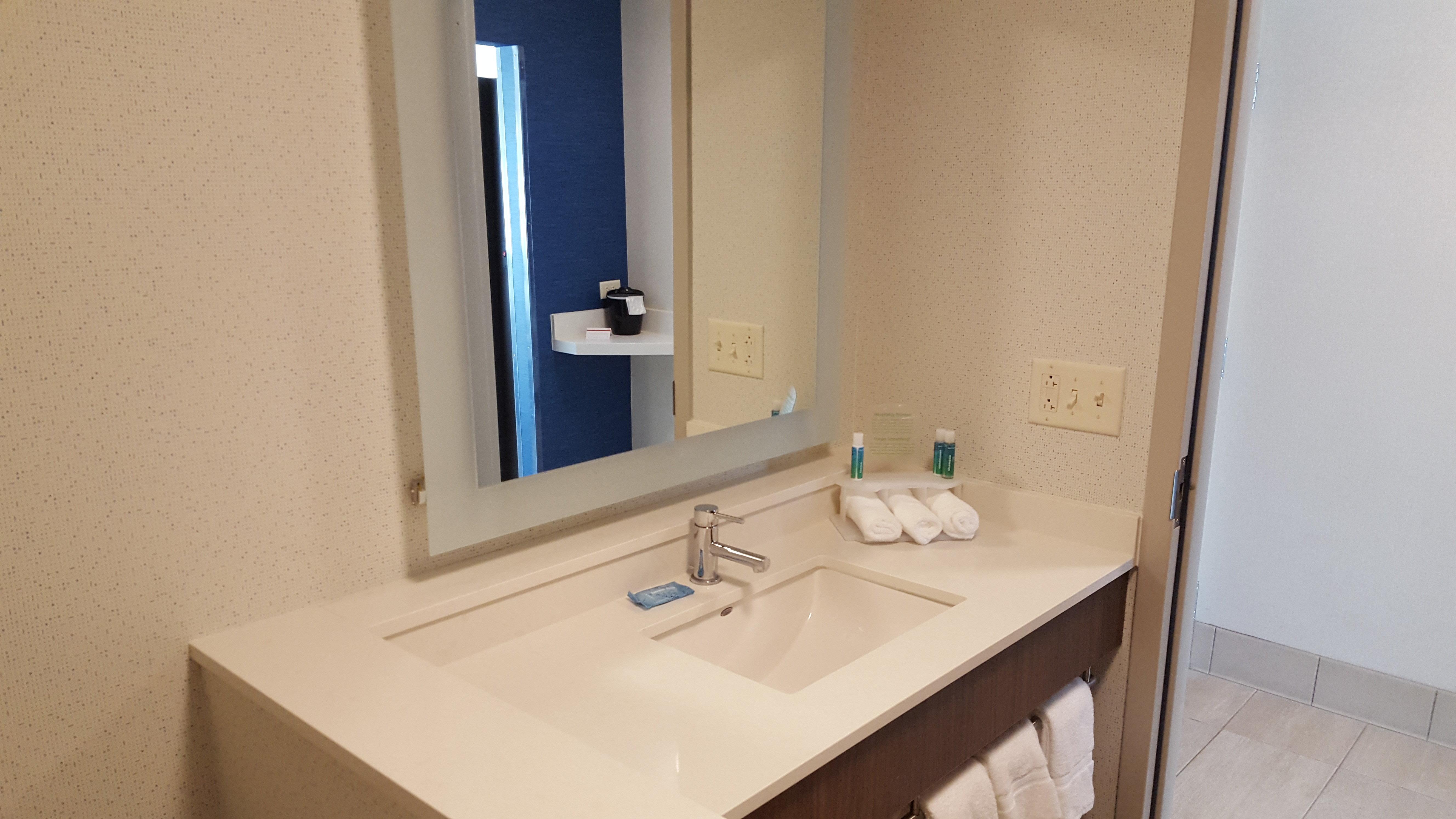 Holiday Inn Express & Suites Oswego By Ihg Kültér fotó